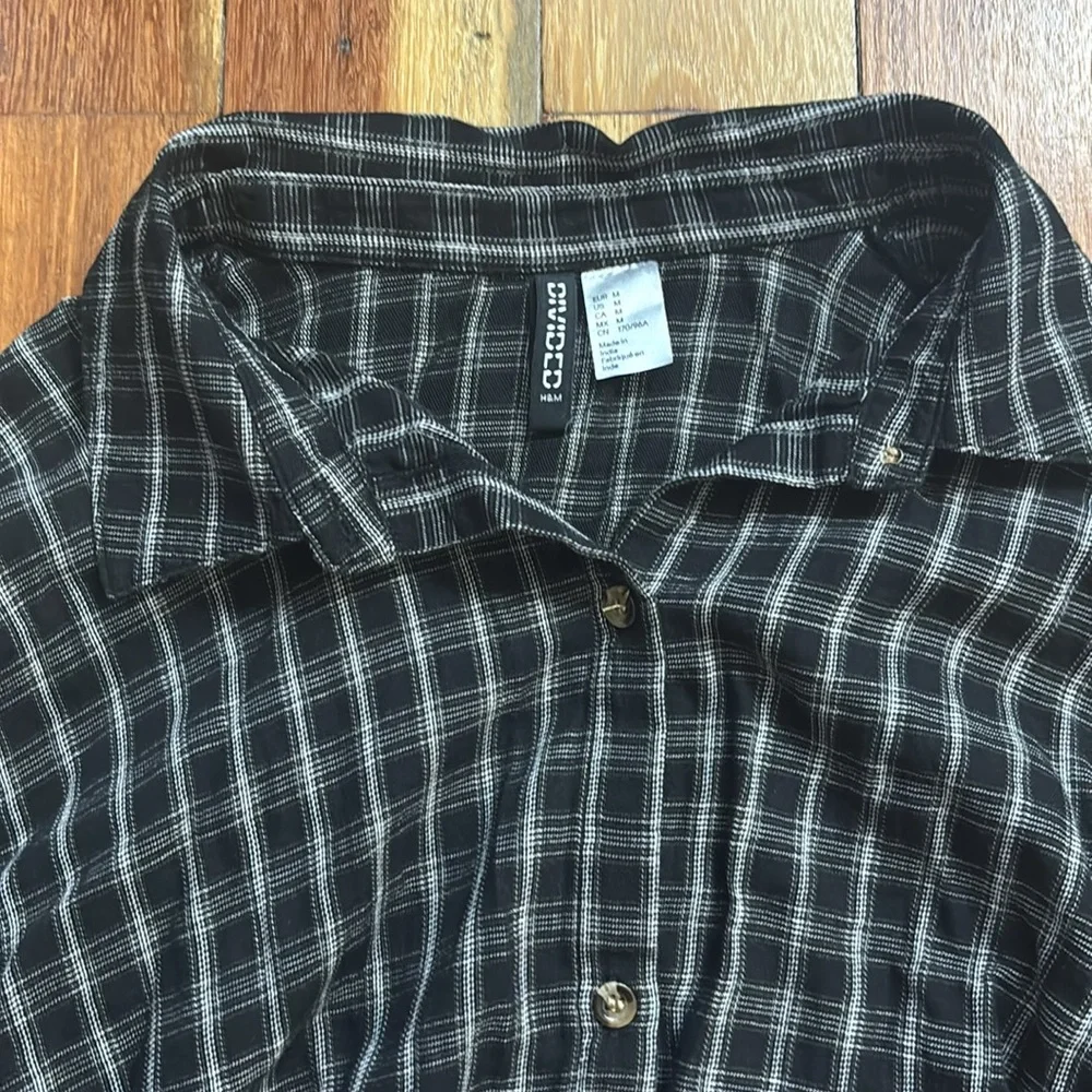 H&M Black and White Plaid Button-Down Shirt - Picture 2 of 5